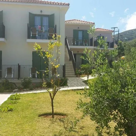 Hotell Livadaki Village 3*