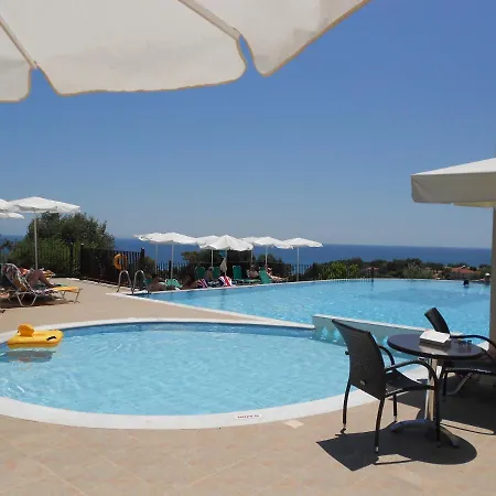 Szálloda Livadaki Village 3*