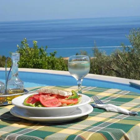 Szálloda Livadaki Village 3*