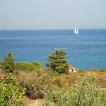 Отель Livadaki Village 3*