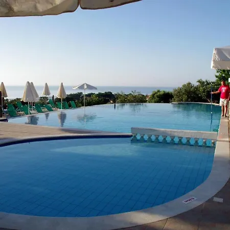 Livadaki Village 3*