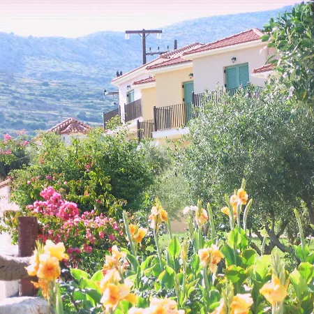Hotell Livadaki Village