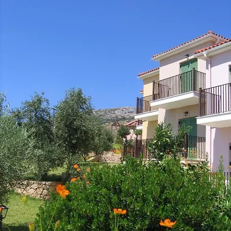 Hotell Livadaki Village Skala (Kefalonia)