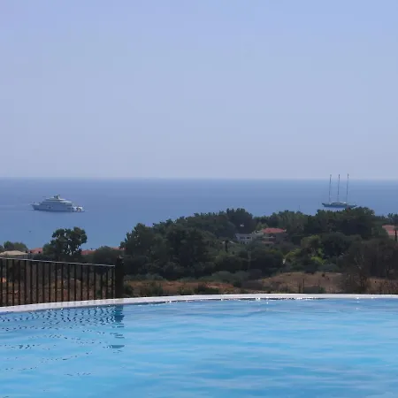 Hotel Livadaki Village