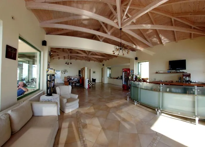 Livadaki Village Otel