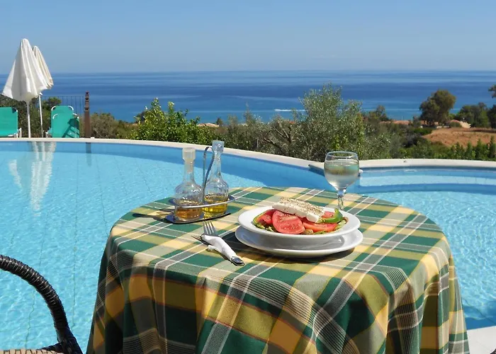 Livadaki Village Otel